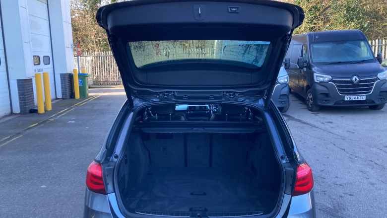 BMW 3 Series 330d xDrive M Sport Shadow Edition 5dr Step Auto Diesel Estate